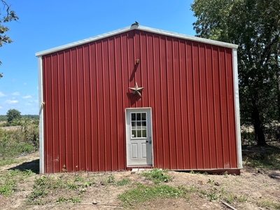 Shed on Acreage in the Ozarks - image 9