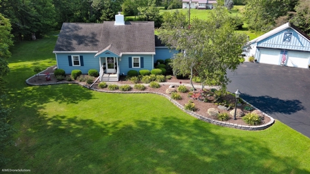 Impressive Cape Cod Country Home - Extra Special Landscaping - image 1