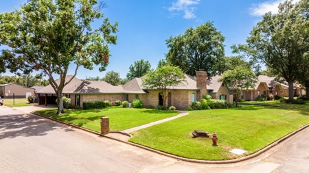 Gorgeous Brick & Stone Home Winnsboro Wood County Texas - image 1