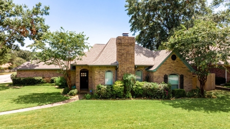 Gorgeous Brick & Stone Home Winnsboro Wood County Texas - image 2