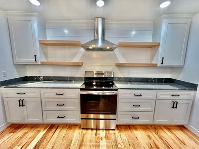 Updated Home in Nevada Missouri For Sale - image 11
