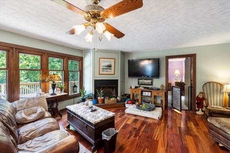 Country Home for Sale in Pilot VA - image 8