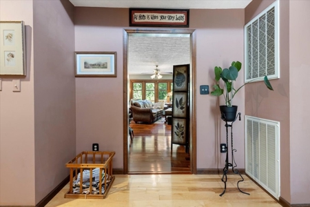 Country Home for Sale in Pilot VA - image 5