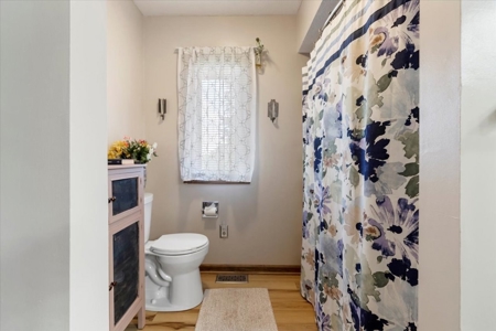 Country Home for Sale in Pilot VA - image 20