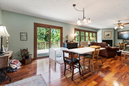 Country Home for Sale in Pilot VA - image 11