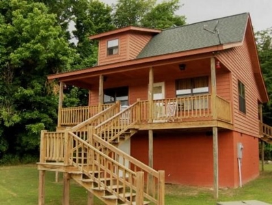 River Front Cabin - image 1