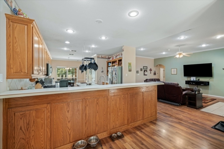 Charming Country Home in Texas - image 30