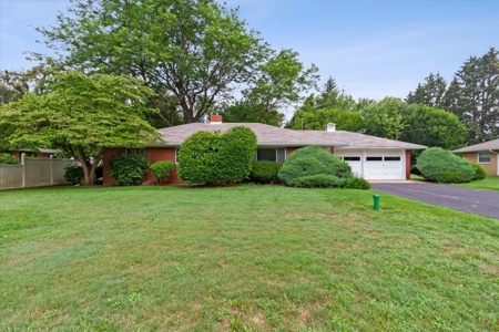 Well-loved brick-built ranch with beautiful country views - image 33
