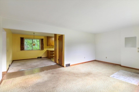 Well-loved brick-built ranch with beautiful country views - image 27
