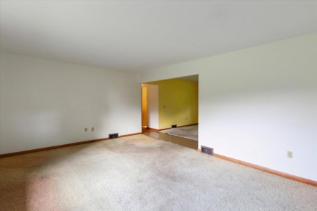 Well-loved brick-built ranch with beautiful country views - image 29