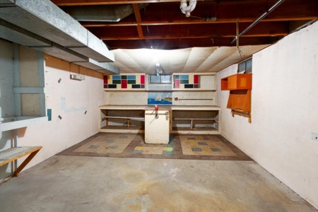 Well-loved brick-built ranch with beautiful country views - image 8