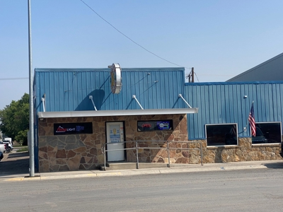 Well established, main street frontage Silver Dollar Bar! - image 2