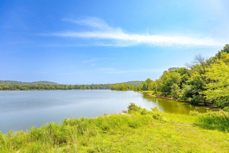 Lakefront Land And Home For Sale In Arkansas - image 35