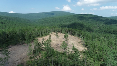 Off-Grid Mountain Homestead Property – Scenic Views - image 7