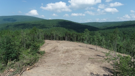 Off-Grid Mountain Homestead Property – Scenic Views - image 6