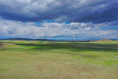 40 Majestic Acres Near Colorado’s Dream Stream - image 14