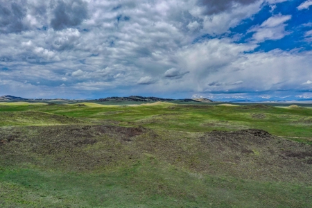 40 Majestic Acres Near Colorado’s Dream Stream - image 28