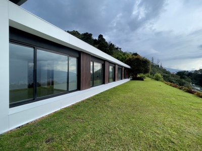 Modern brand new house in Las palmas - image 1