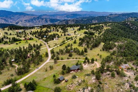Custom-built Mountain Home - image 47