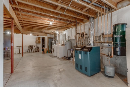 Custom-built Mountain Home - image 37