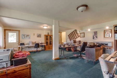 Custom-built Mountain Home - image 35