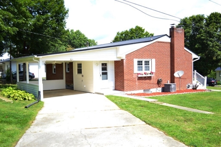 Brick Home For Sale In Wytheville VA - image 5