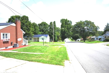 Brick Home For Sale In Wytheville VA - image 36