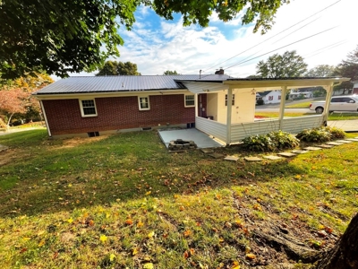Brick Home For Sale In Wytheville VA - image 38