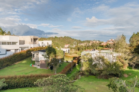 The perfect definition of home in Loma del Escobero - image 9