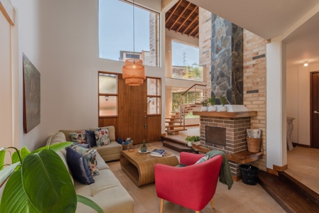 The perfect definition of home in Loma del Escobero - image 5