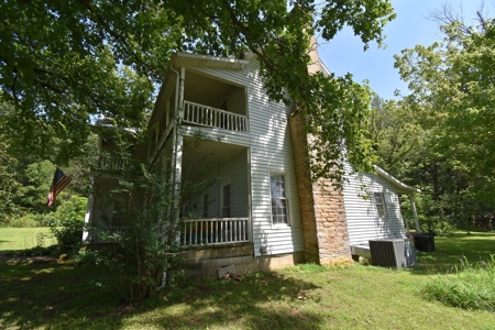 Historic 2 Story home from 1864, with Pond and Rustic Barn - image 7