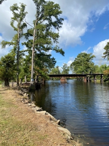 Waterfront Property on the Houston River - Calcasieu Parish - image 23