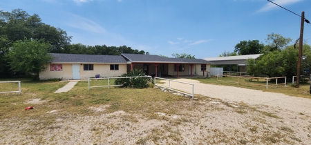 Texas home for sale in Mertzon near San Angelo - image 6