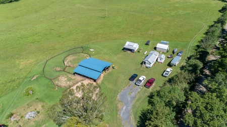 Cabins for sale in Arkansas with creek and acreage - image 22