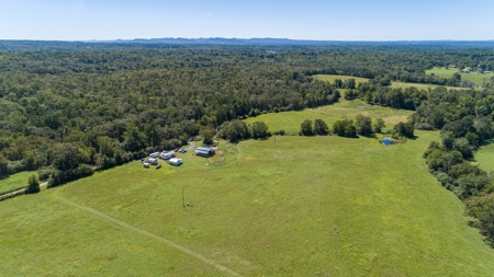 Cabins for sale in Arkansas with creek and acreage - image 25