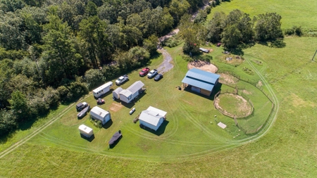 Cabins for sale in Arkansas with creek and acreage - image 26