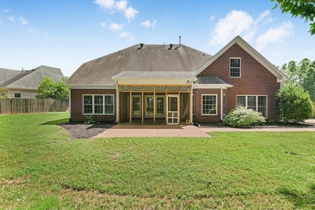 Jackson TN Home For Sale, Pool, Extra Lot, 5BR, 4.5BA - image 6