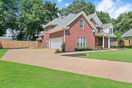 Jackson TN Home For Sale, Pool, Extra Lot, 5BR, 4.5BA - image 5