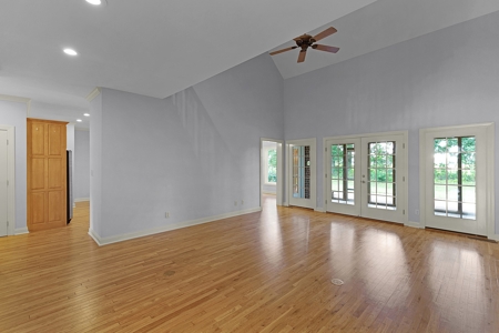 Jackson TN Home For Sale, Pool, Extra Lot, 5BR, 4.5BA - image 9