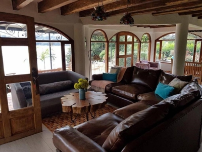 Retiro Waterfront Property - image 2
