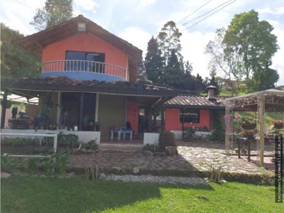 Homey farm with amazing view in Guarne - image 21