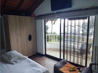 Homey farm with amazing view in Guarne - image 5