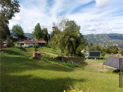 Homey farm with amazing view in Guarne - image 22