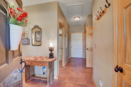 Mountain Retreat in Granby, Colorado Near Skiing! - image 36