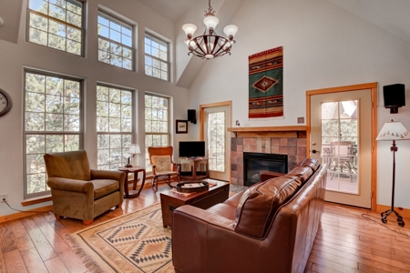 Mountain Retreat in Granby, Colorado Near Skiing! - image 28