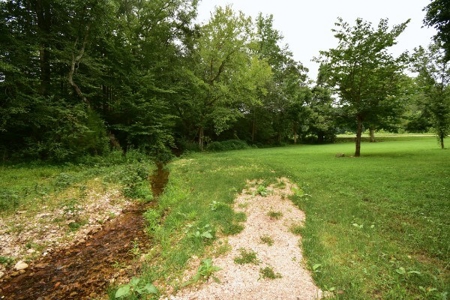2 Bedroom 1.5 bath Historic home on 1.4 acres of Land $220k - image 42