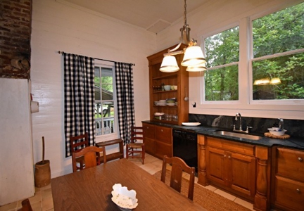 2 Bedroom 1.5 bath Historic home on 1.4 acres of Land $220k - image 22