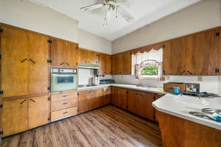 Home For Sale in Salina, Oklahoma - image 7