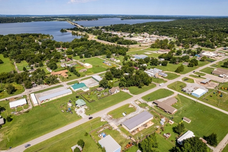 Home For Sale in Salina, Oklahoma - image 25