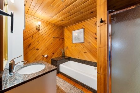 Driftless Area Home, Venue and Hunting Vernon County WI - image 13